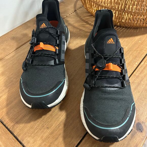 ADIDAS UltraBoost Winter Rdy Black Orange Men's Sz 10 Running Sport Athletic - Picture 1 of 14